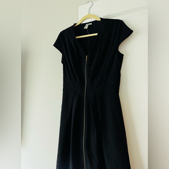 Emma & Michele Black Midi Dress with Gold Zipper - Picture 7 of 8